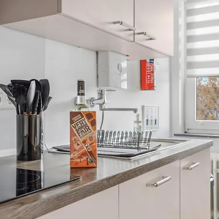 Amalfi A02 - 2 Zi Fuer 4P - Balkon, Smart Tv, Boxspringbett Apartment Kaiserslautern Exterior photo